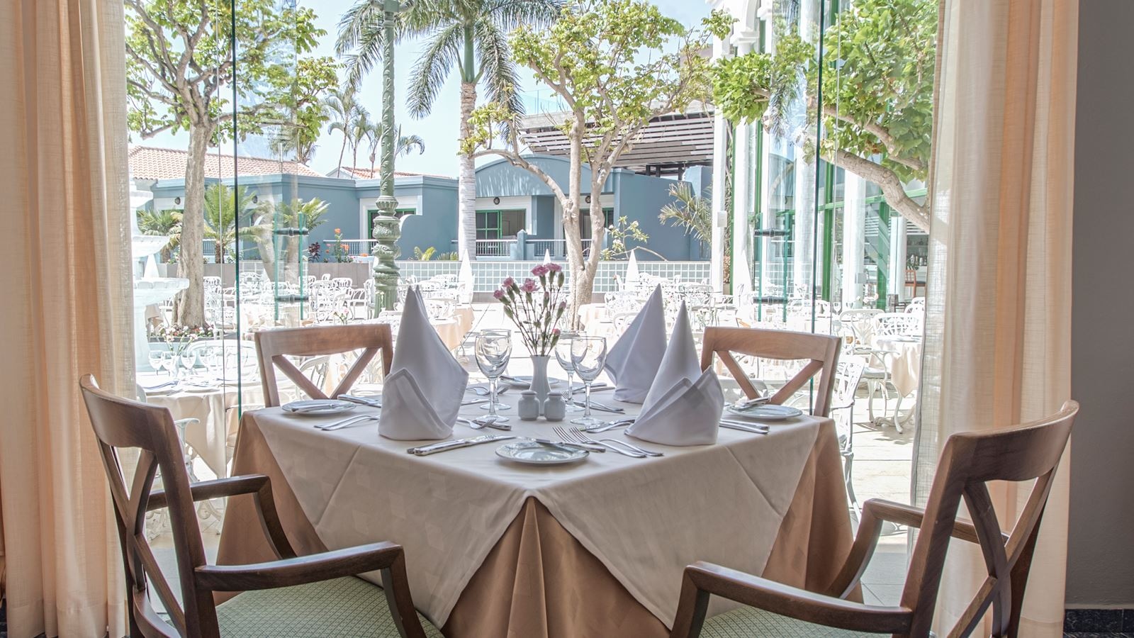 restaurants-main-restaurant