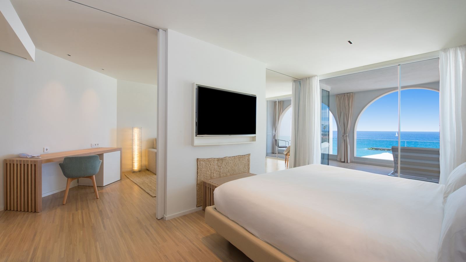 rooms-suite-superior-sea-view
