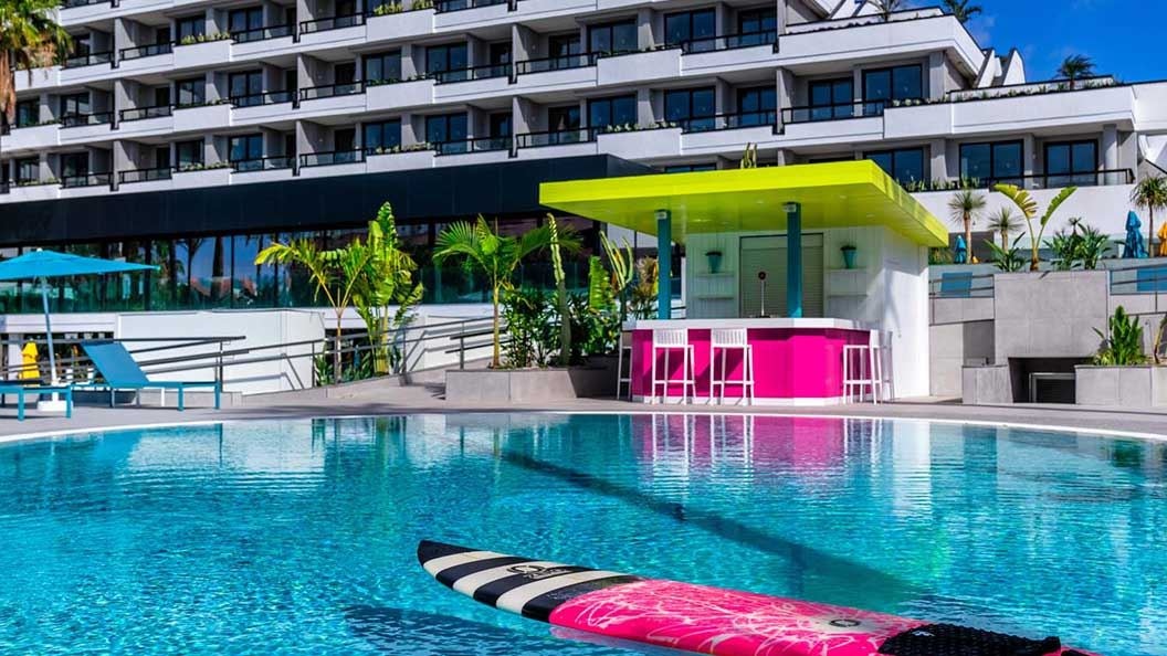 bars-bar-and-palapa-restaurant