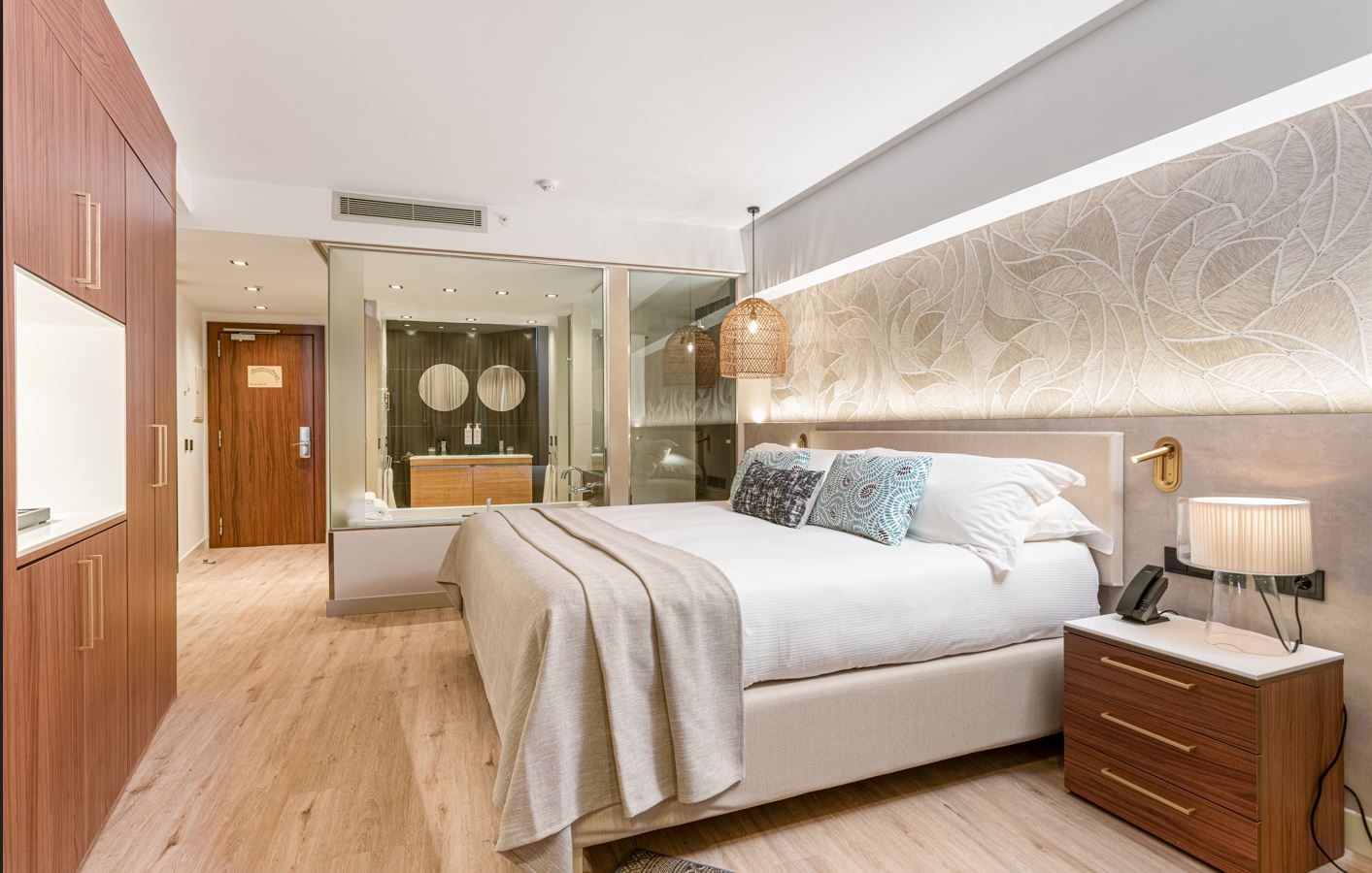 rooms-double-superior-with-plunge-pool-single-use