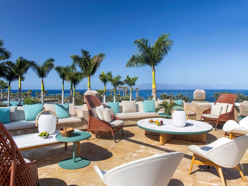 bars-club-ocean-terrace