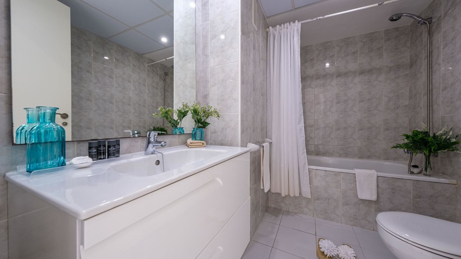 rooms-apartment-24-pax