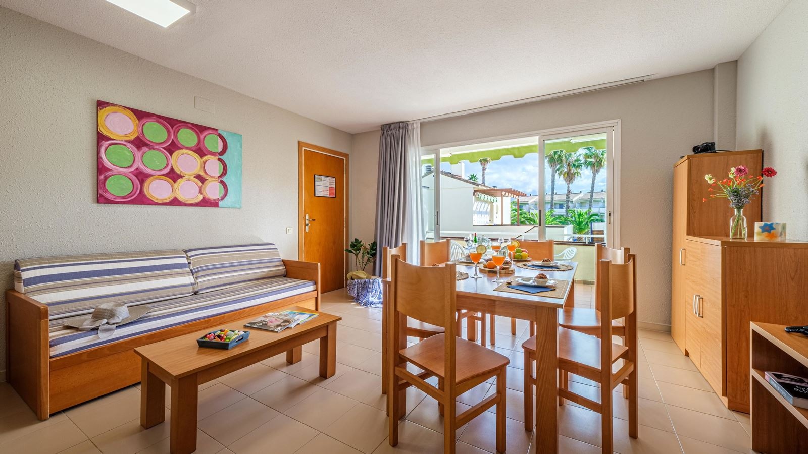 rooms-apartment-24-pax