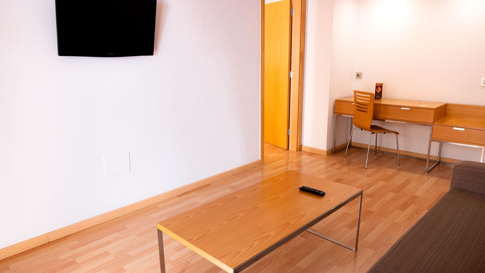 rooms-premium-room-with-lounge