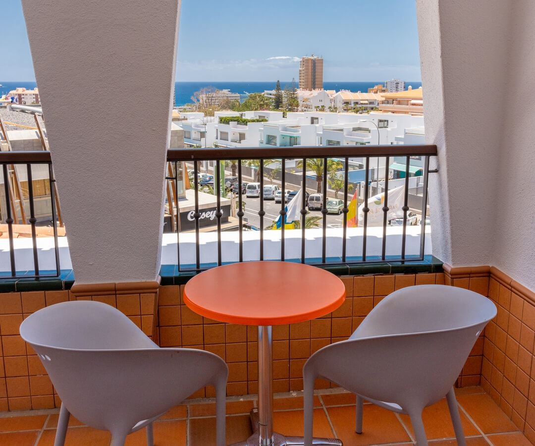 rooms-premium-duplex-with-2-bedrooms-with-balcony-pr-duplex