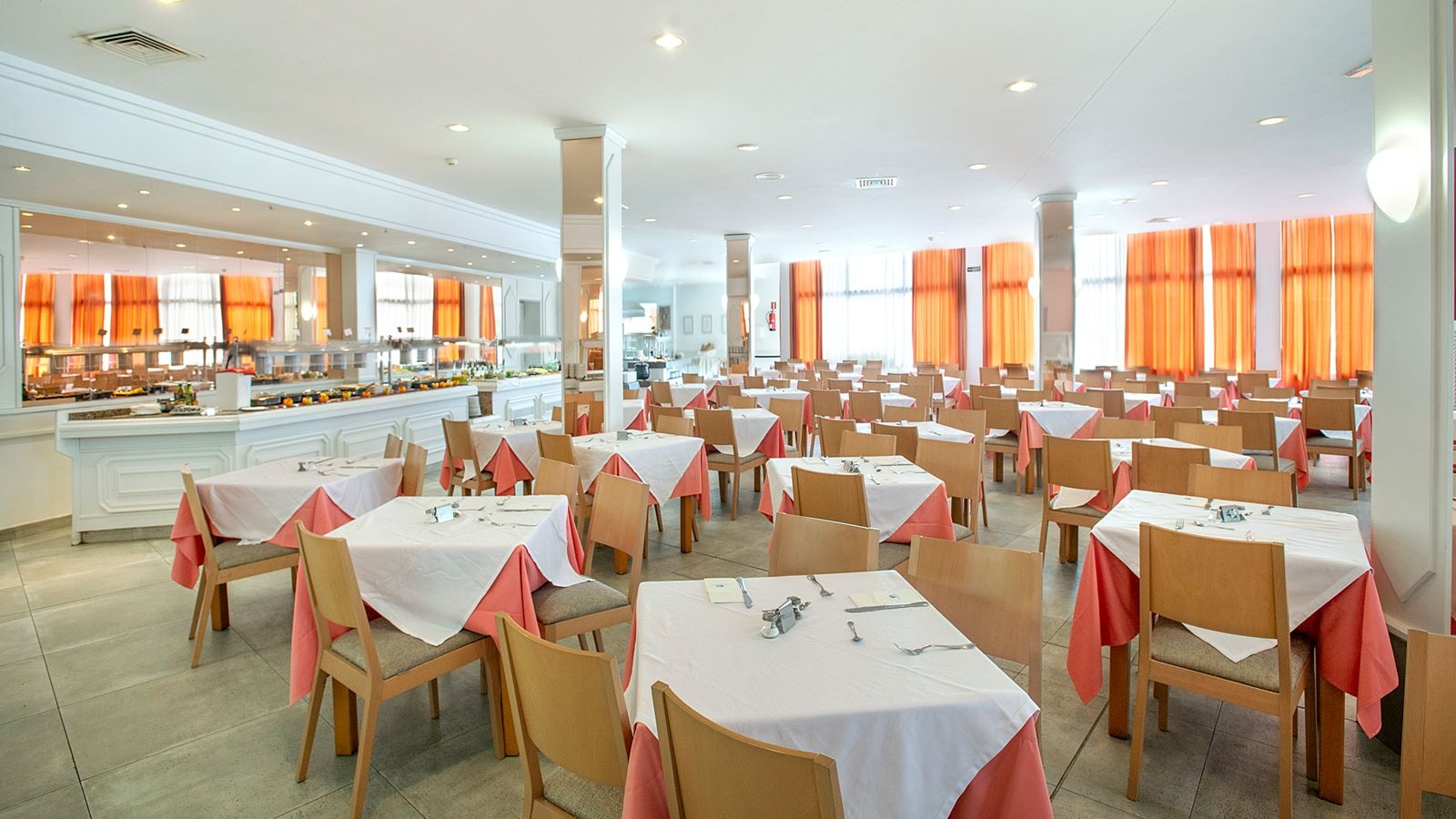 restaurants-restaurant-buffet