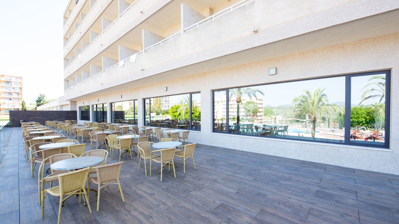 restaurants-snack-bar