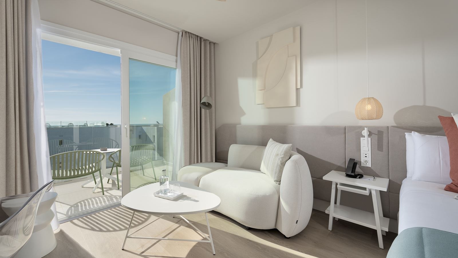 rooms-keep-the-secret-double-partial-sea-view