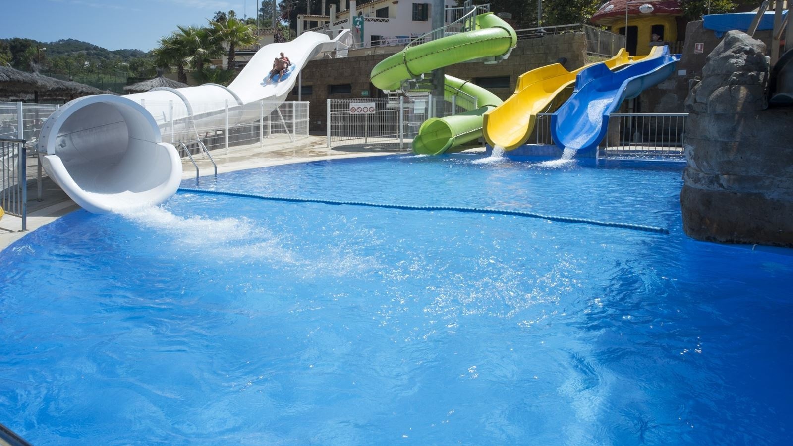 water-park-water-park