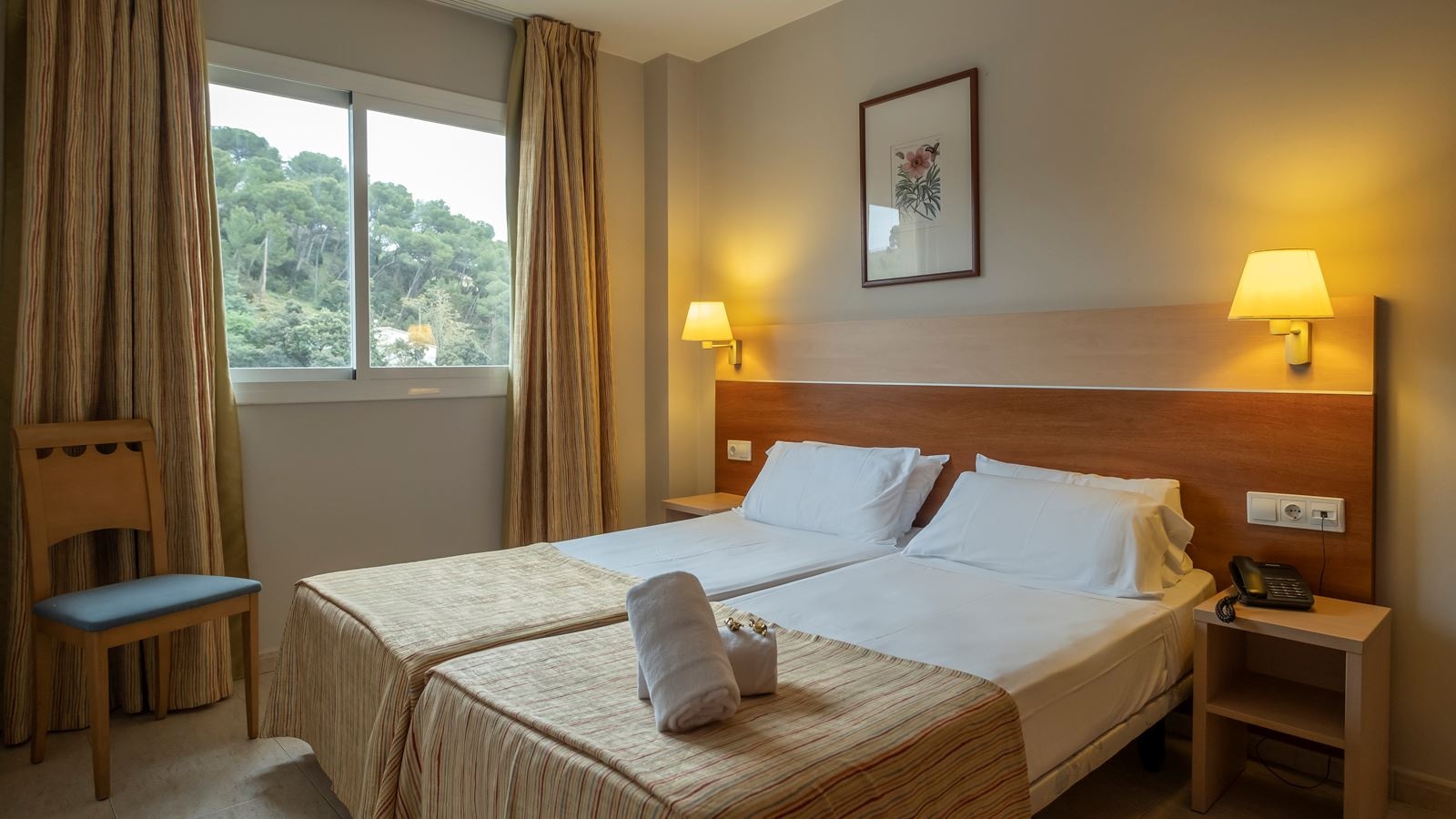 rooms-apartment-25-pax