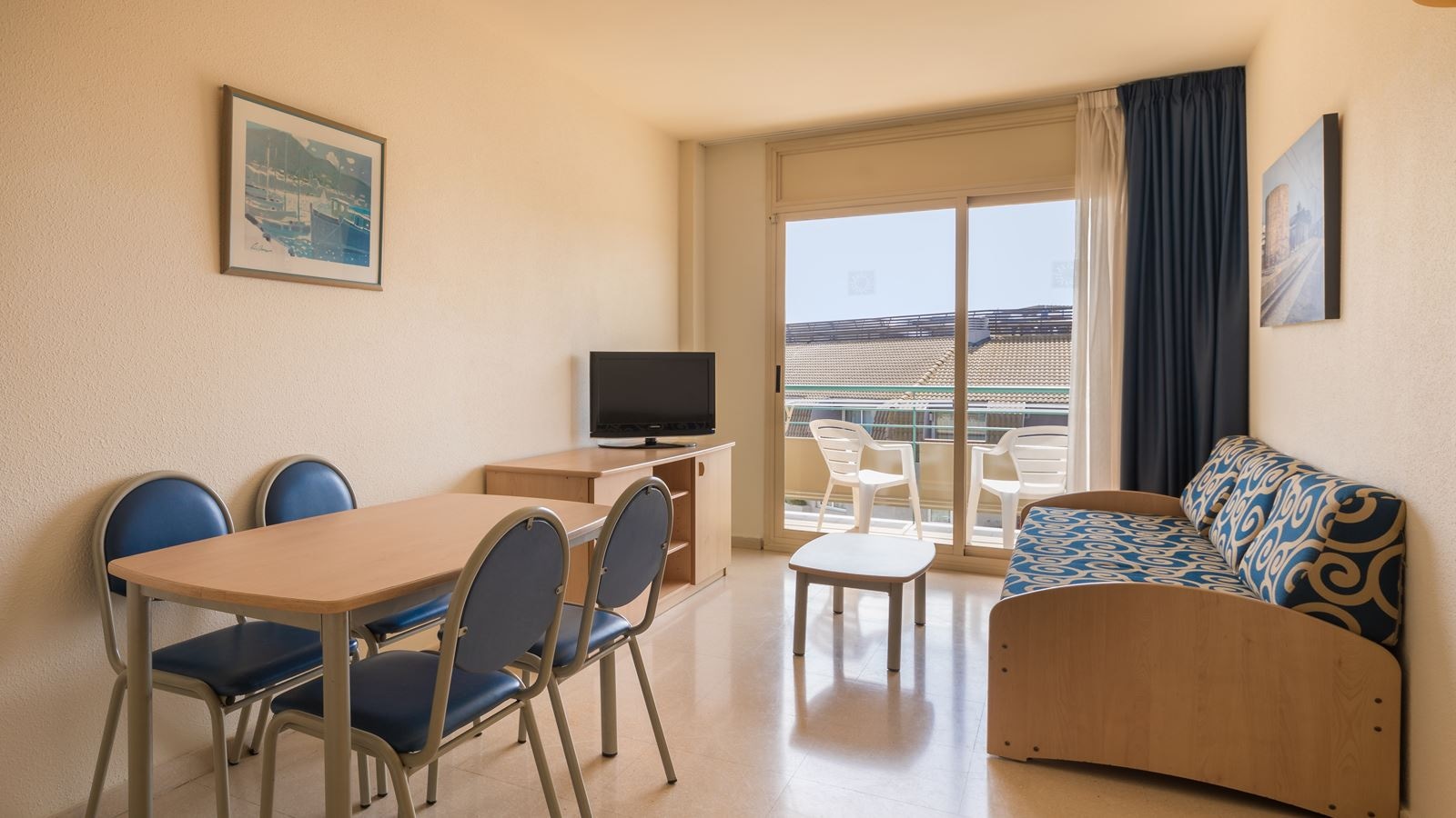 rooms-doble-standard-balcony