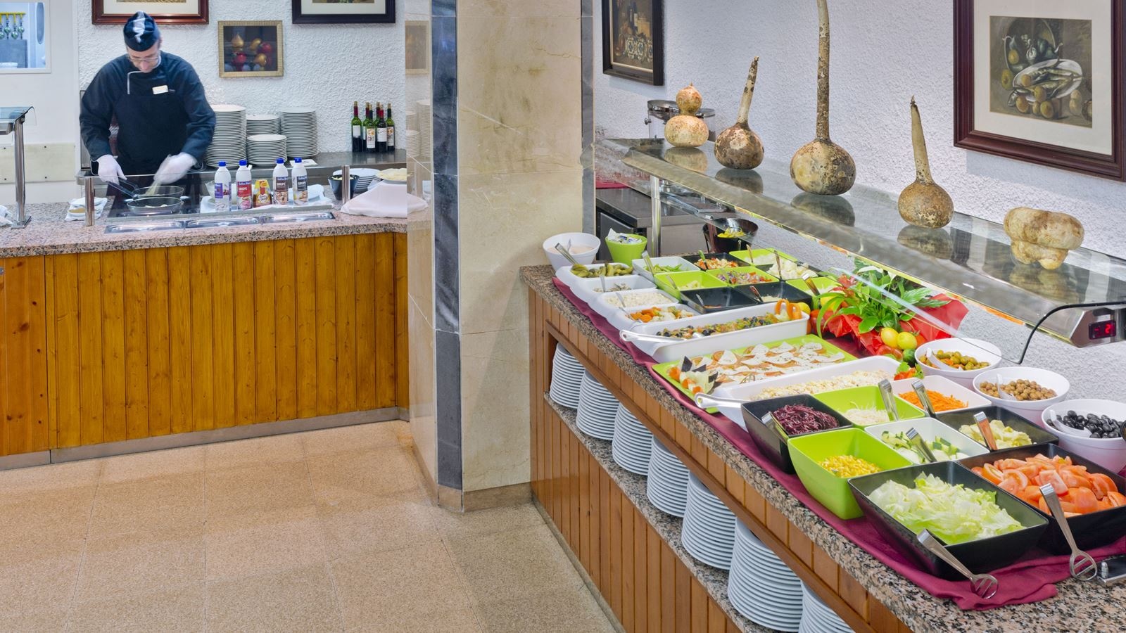 restaurants-restaurant