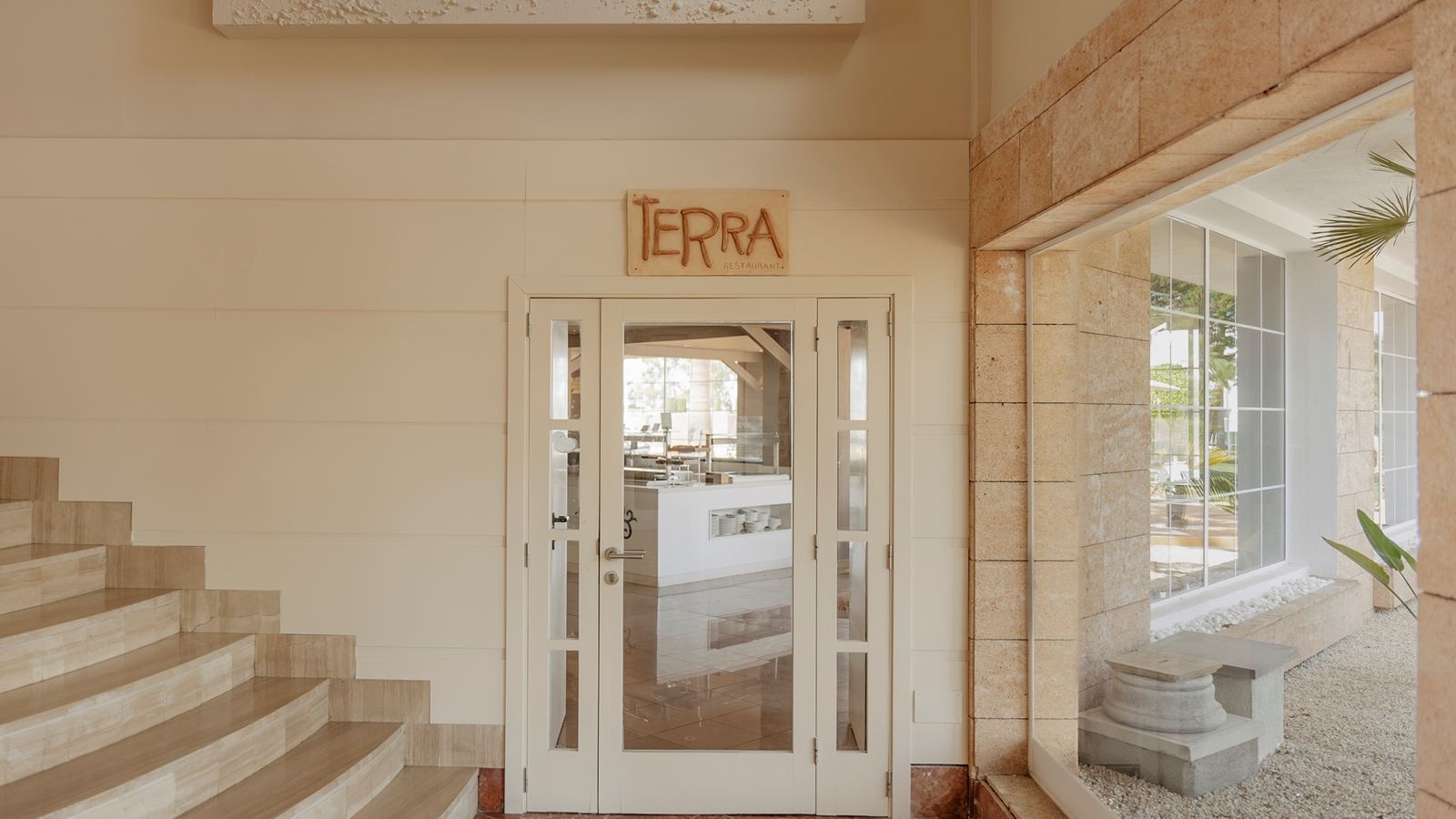 restaurants-buffet-restaurant