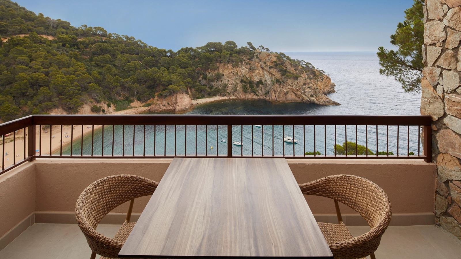 rooms-junior-suite-zel-mediterranean-view