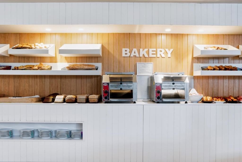 restaurants-buffet-restaurant-kitchen-market