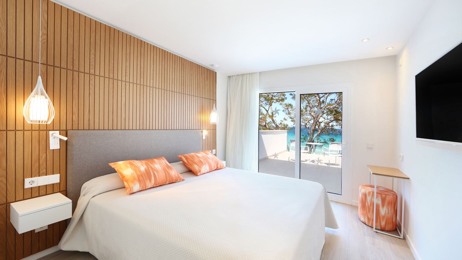 rooms-double-side-sea-view-terrace