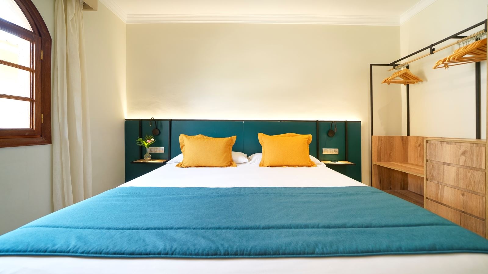 rooms-senior-suite-2-bedrooms-with-terrace