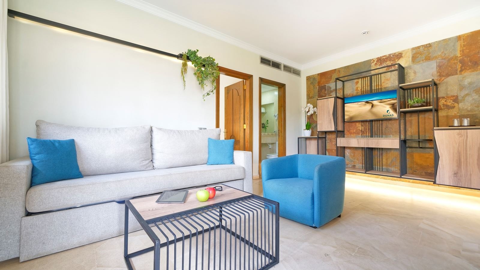 rooms-senior-suite-2-bedrooms-with-terrace