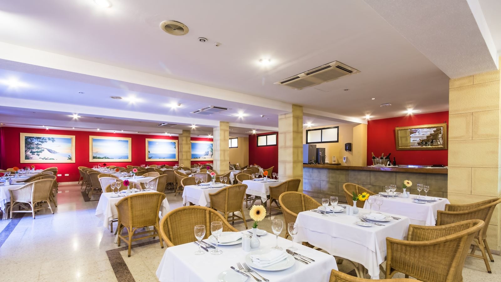 restaurants-restaurant