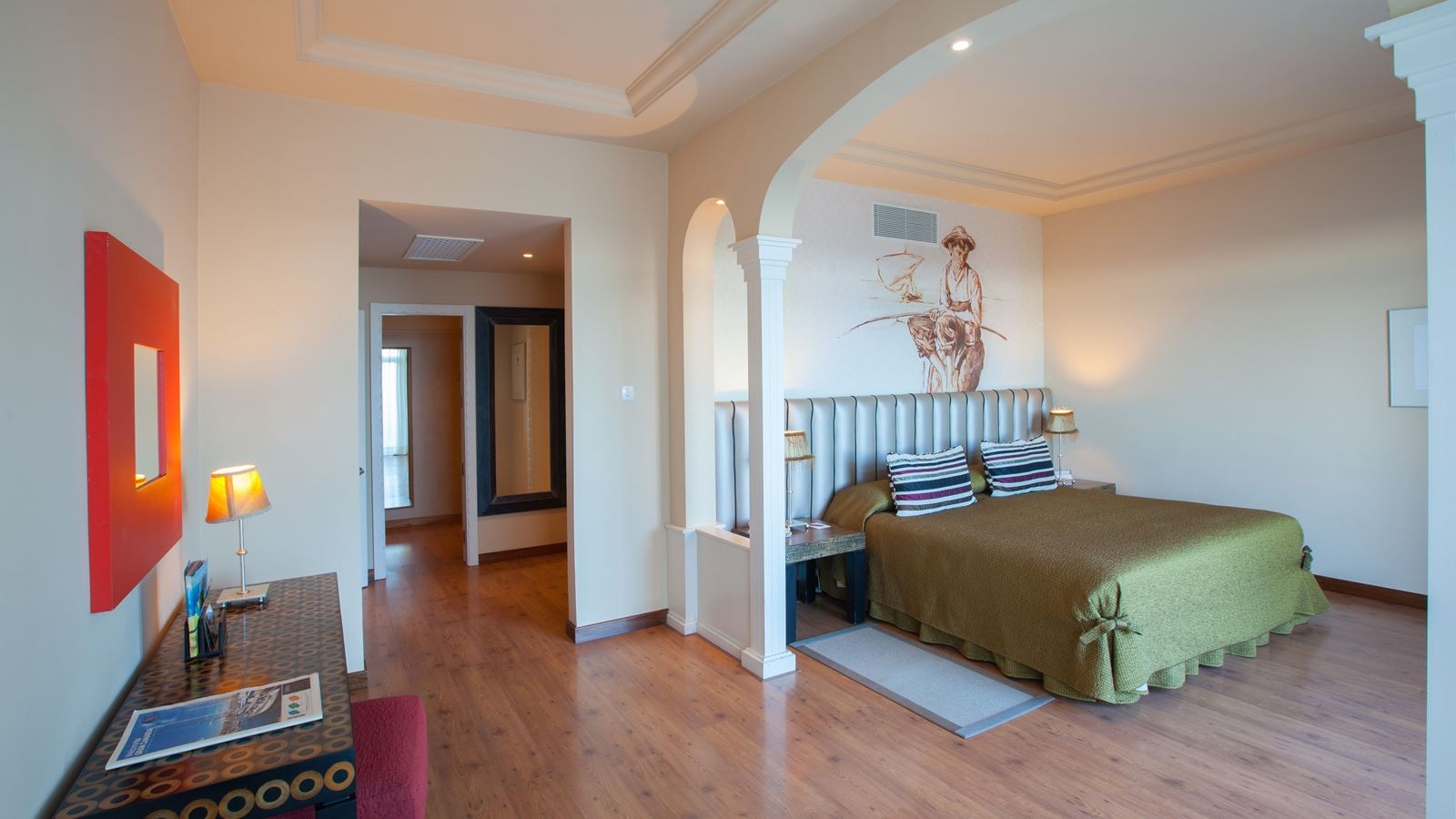 rooms-senior-suite-terrace-unique