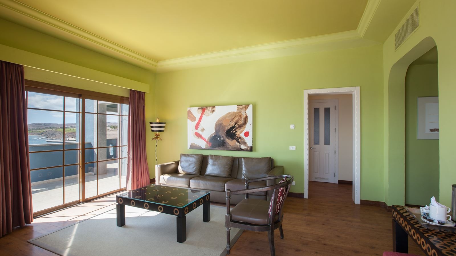 rooms-senior-suite-terrace-unique