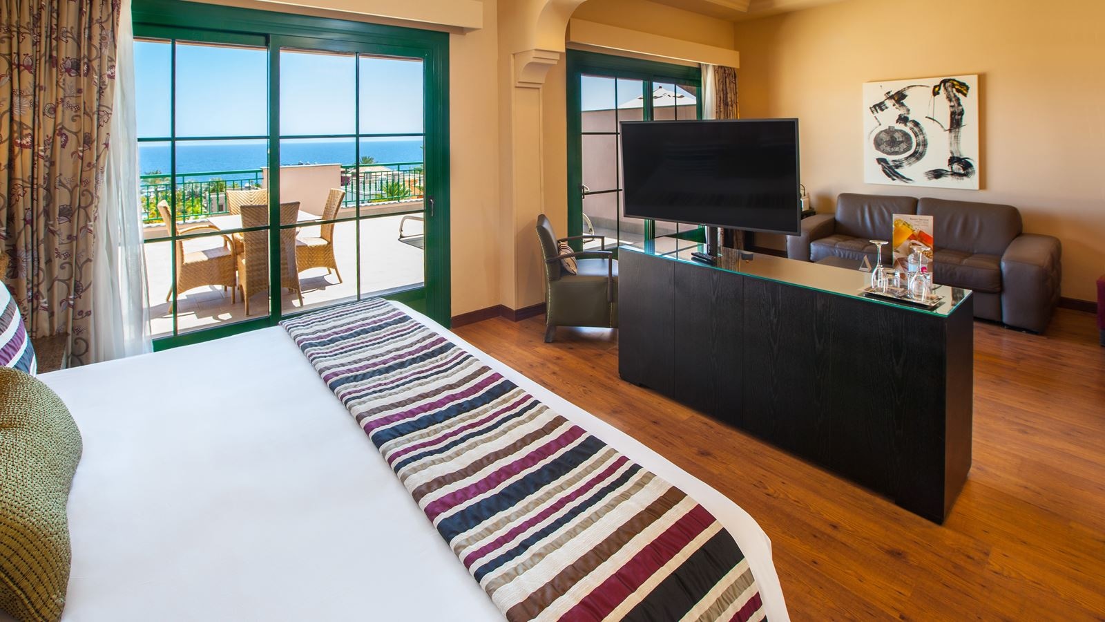 rooms-ddev-deluxe-room-single-use-unique-with-balcony-or-terrace