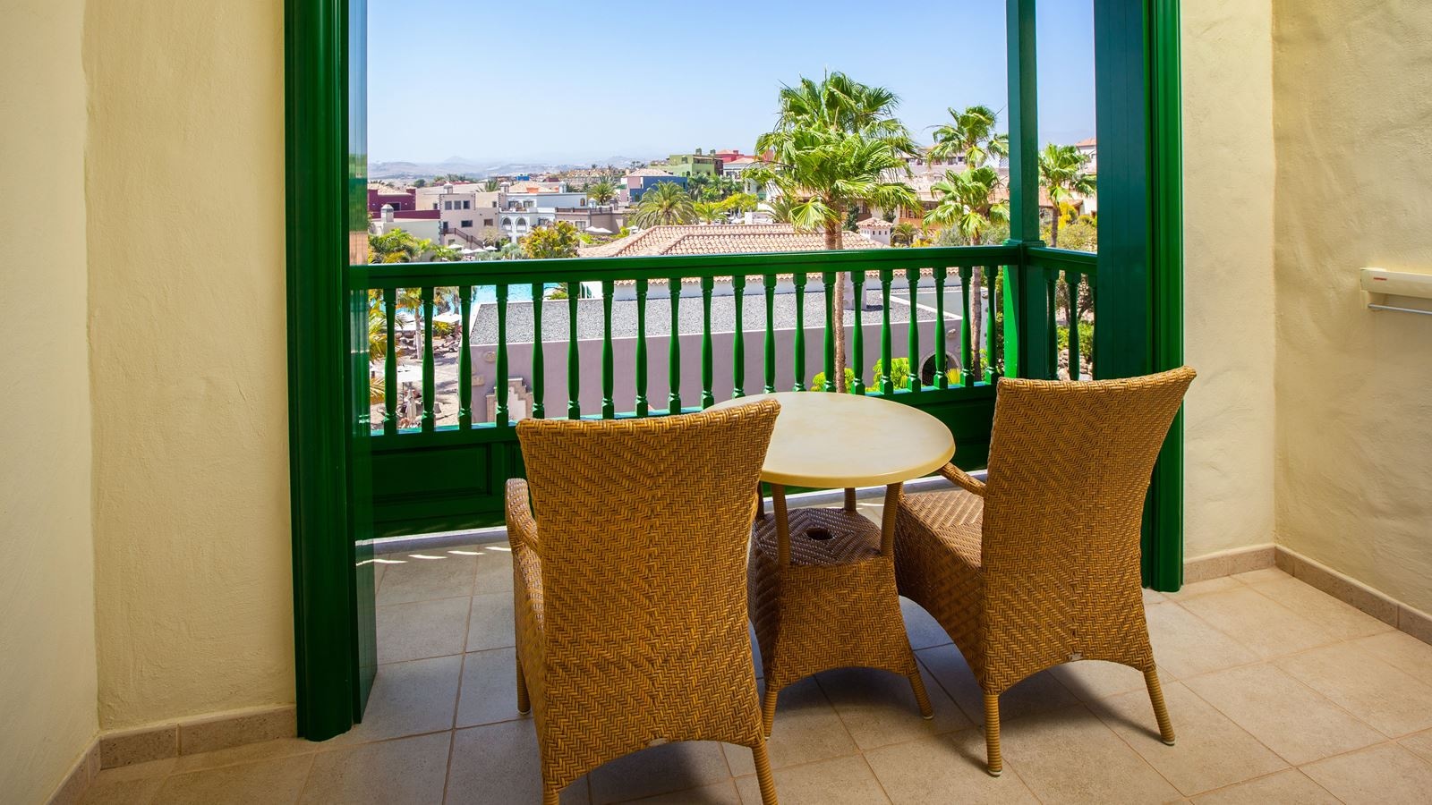 rooms-dstv-double-standard-type-b-balcony