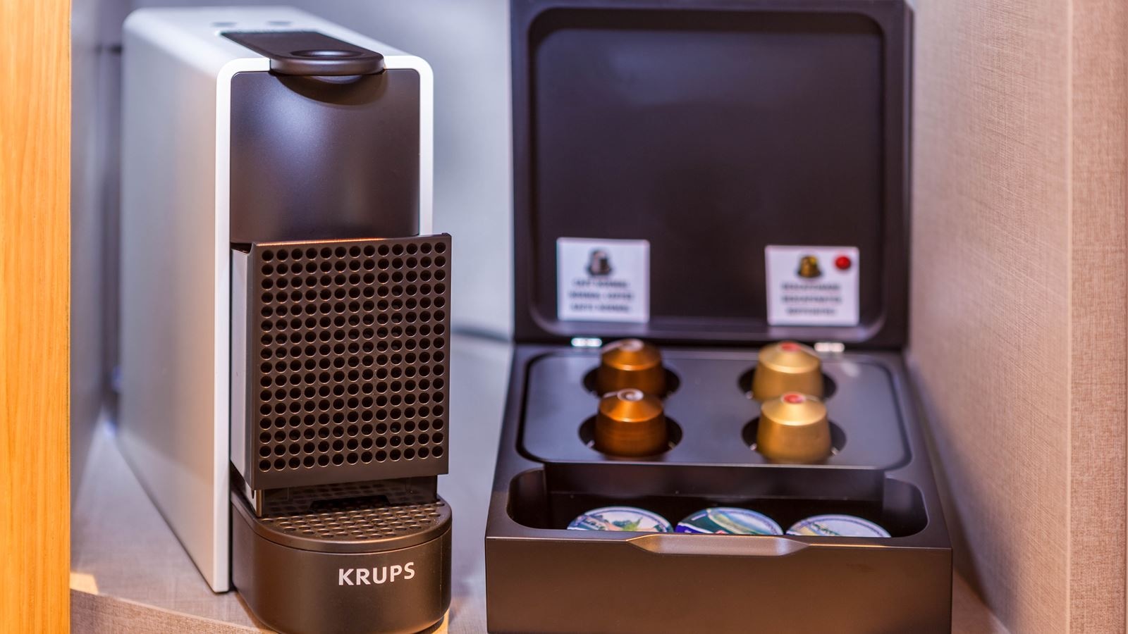 rooms-dsu-double-superior--side-sea-view