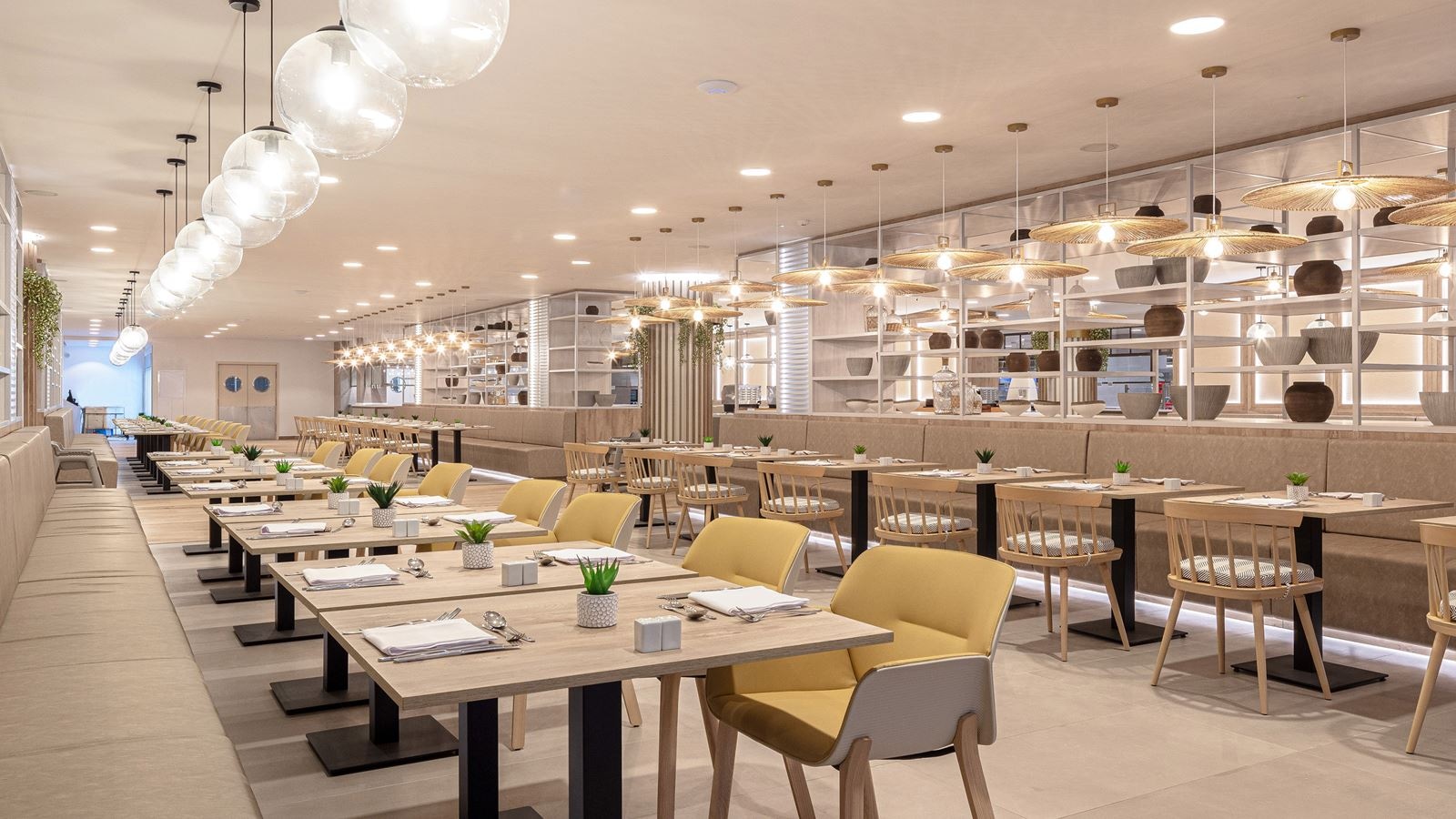 restaurants-food-market