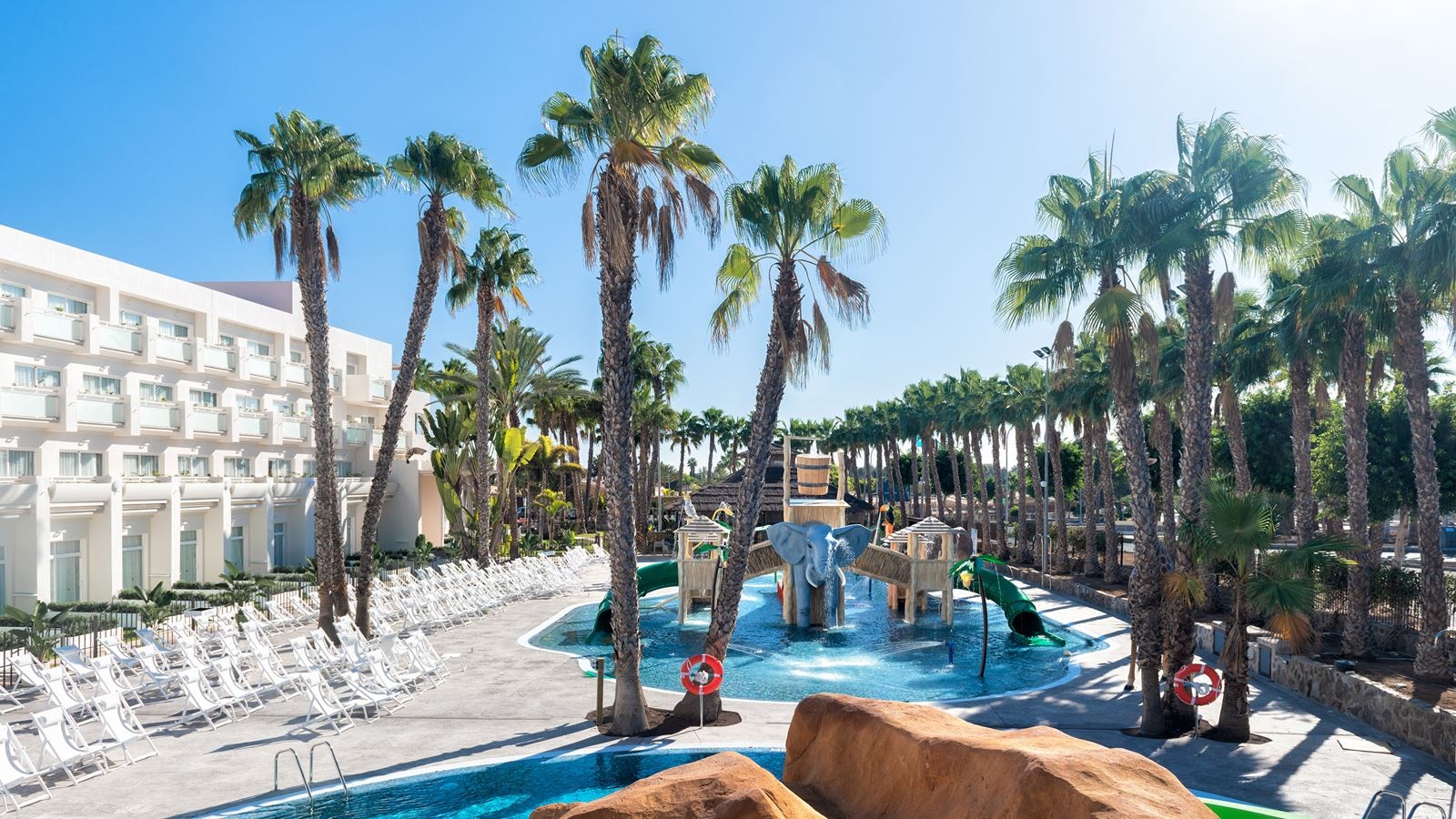 pools-outdoor-childrens-pool