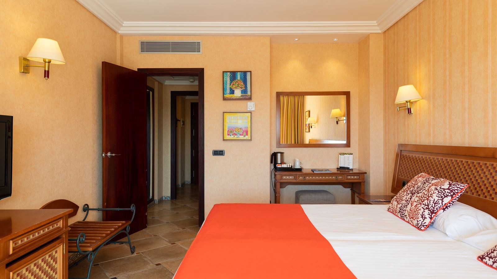 rooms-twin-standard-room-balcony-or-terrace