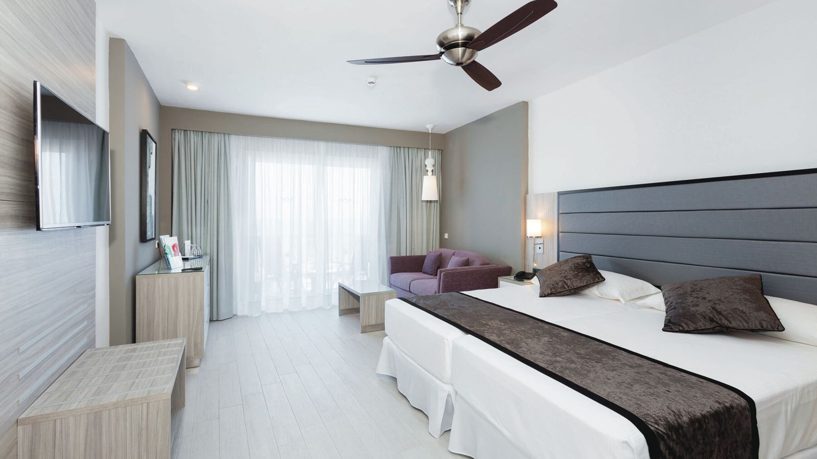 rooms-double-standard-room