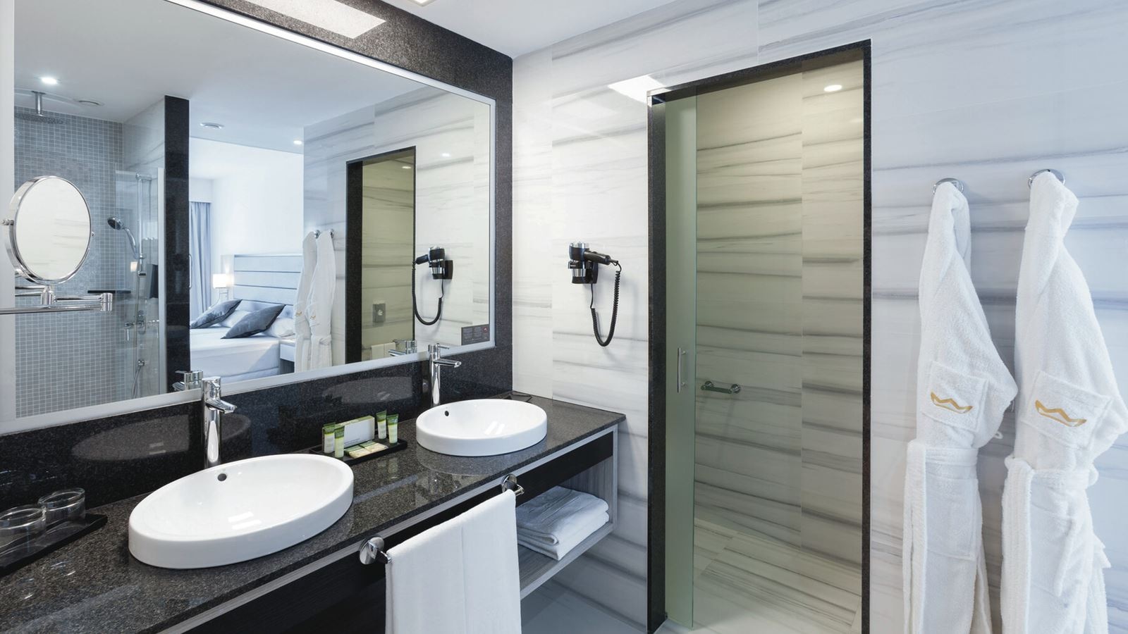 rooms-junior-suite-sea-view