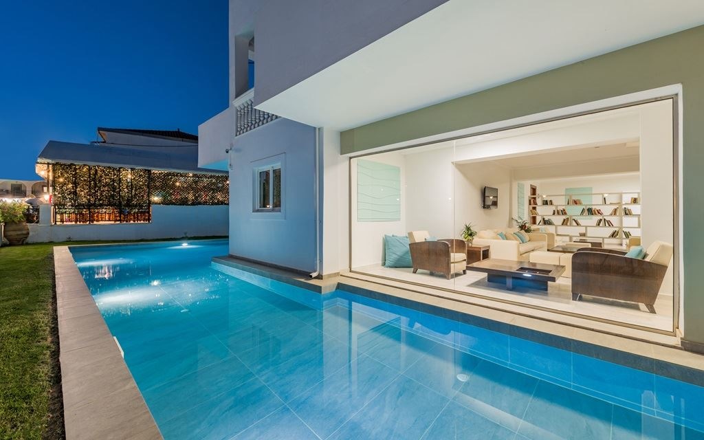 rooms-premium-room-swim-up