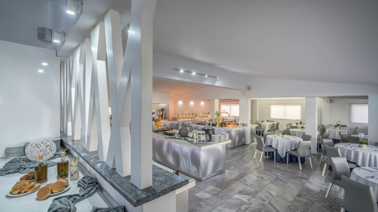 restaurants-restaurant