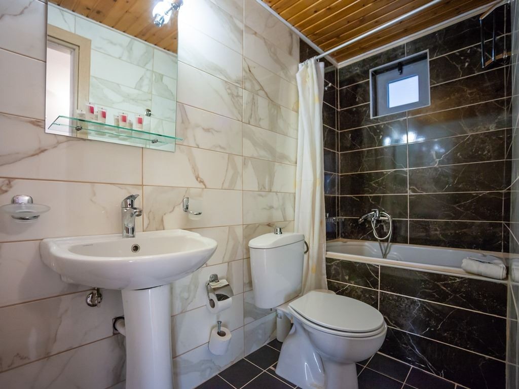 rooms-two-bedroom-family-apartment