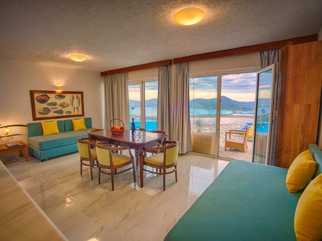 rooms-two-bedroom-maisonette-villa-with-private-swimming-pool