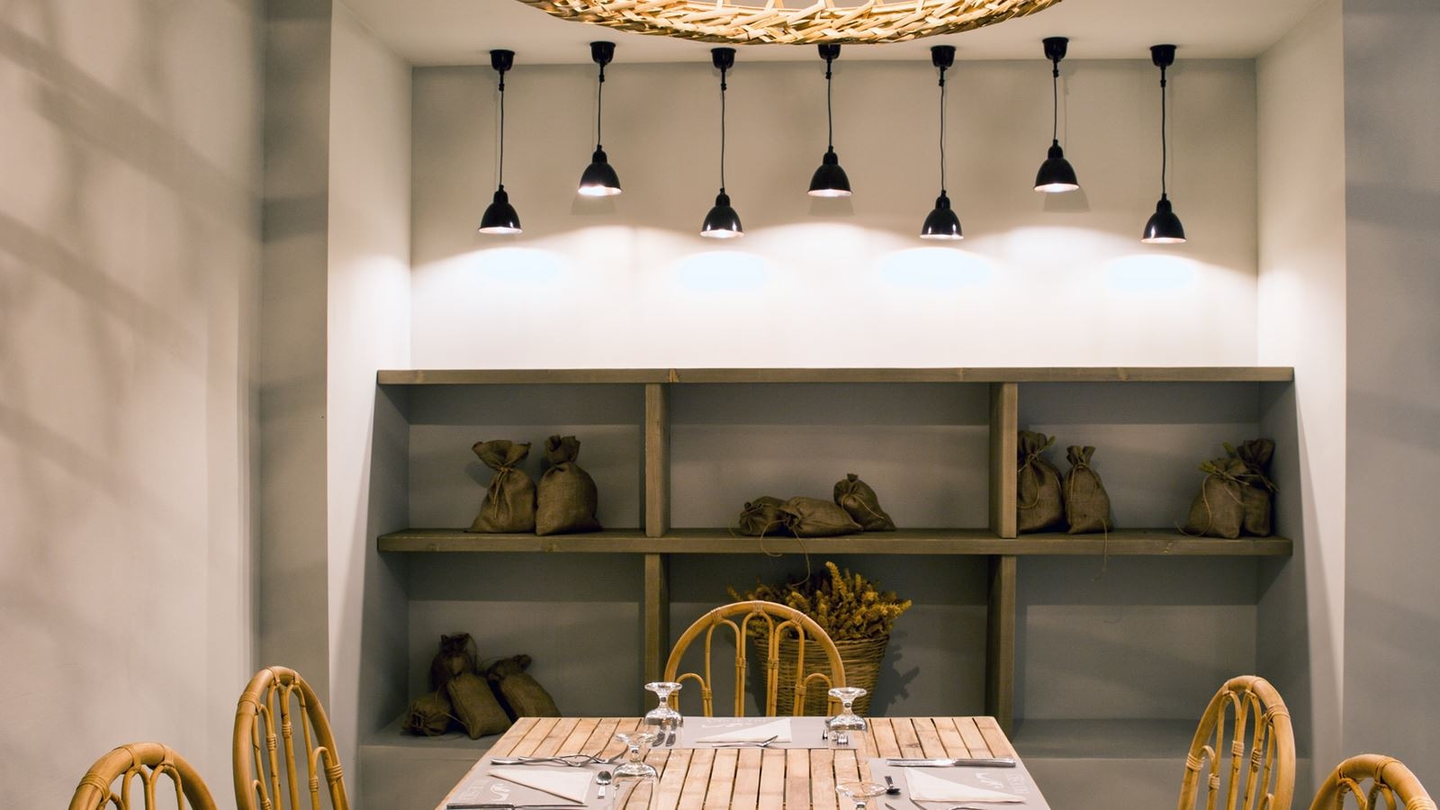 restaurants-main-restaurant