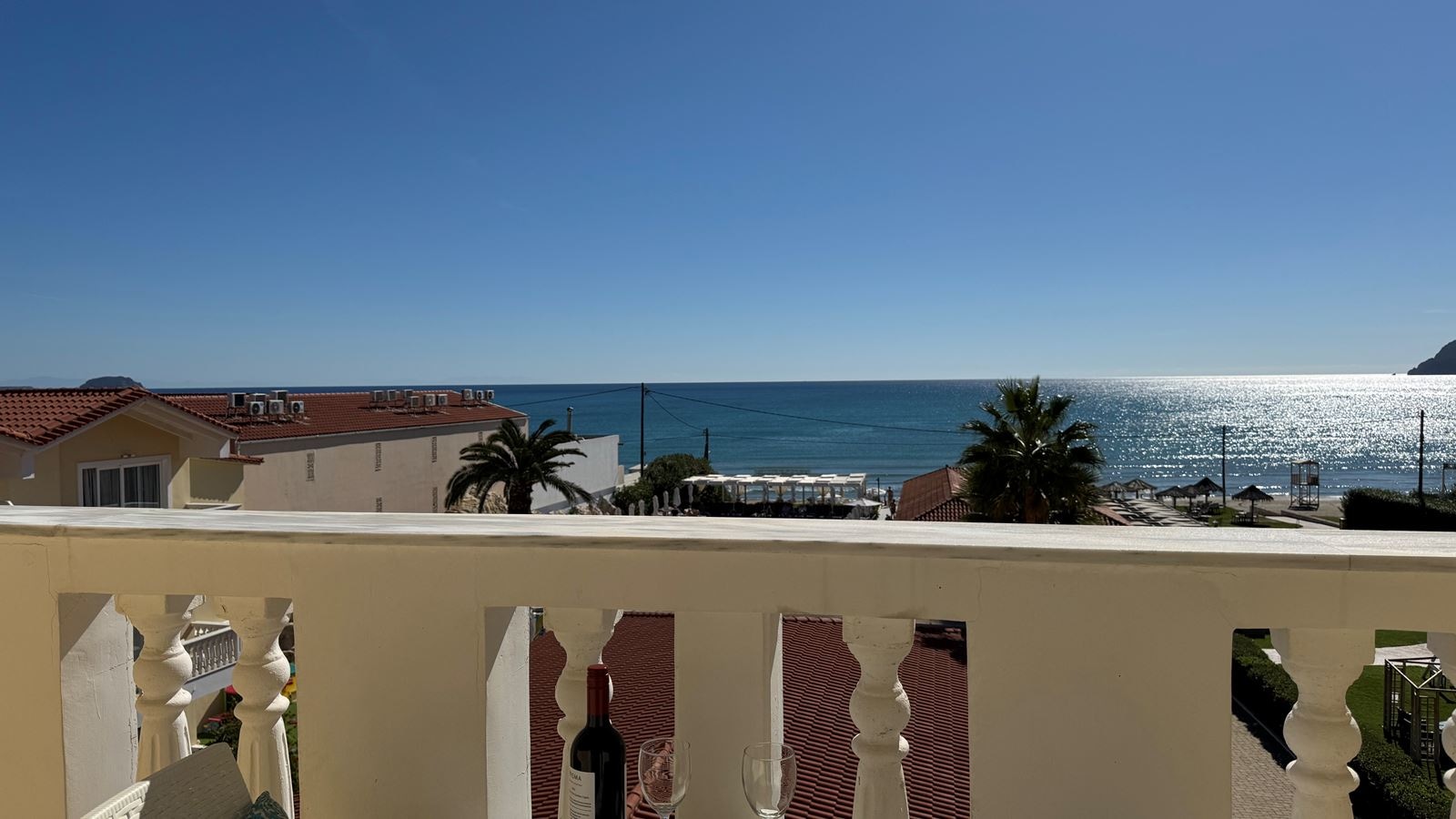 rooms-superior-room-sea-view