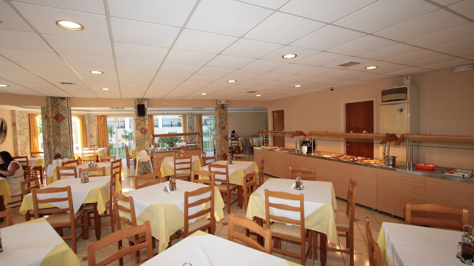 restaurants-restaurants