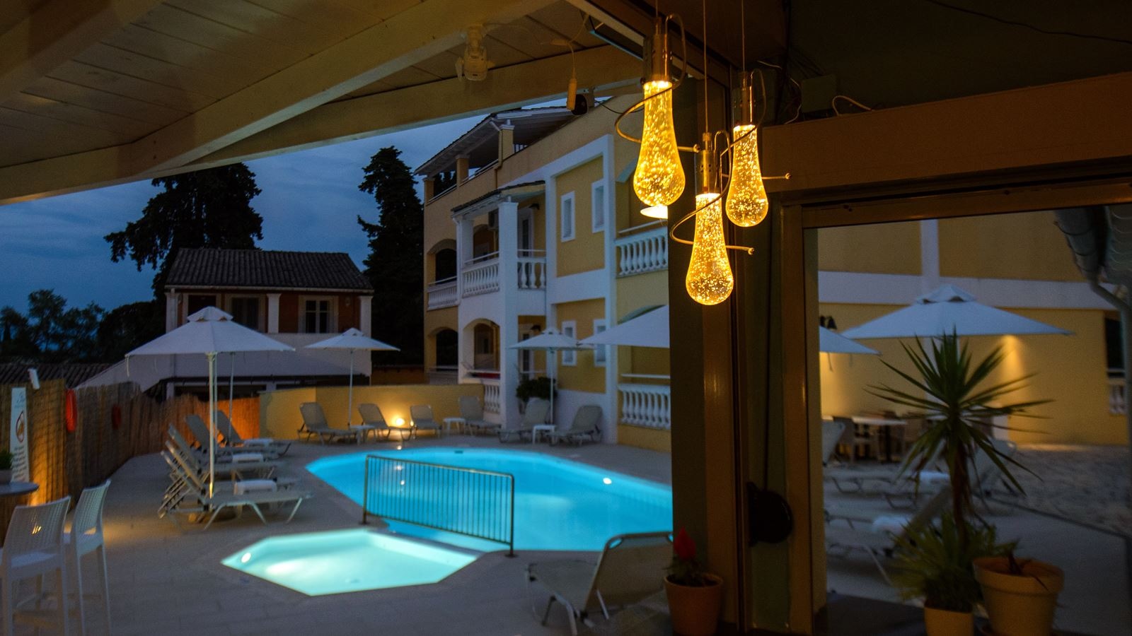 restaurants-main-restaurant