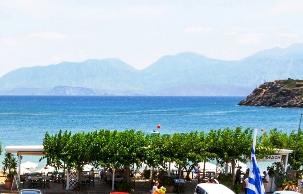 restaurants-faedra-beach-restaurant