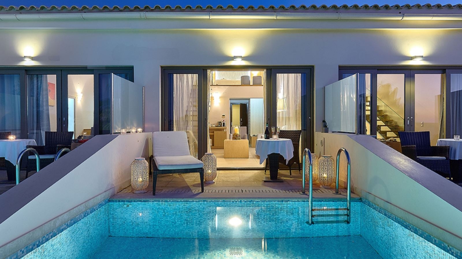 rooms-room-superior-individual-pool