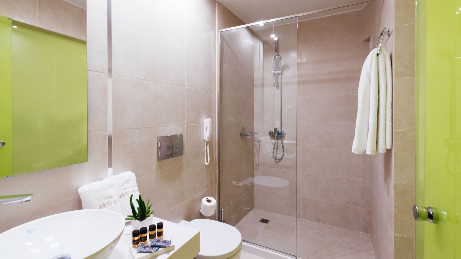 rooms-double-standard-room