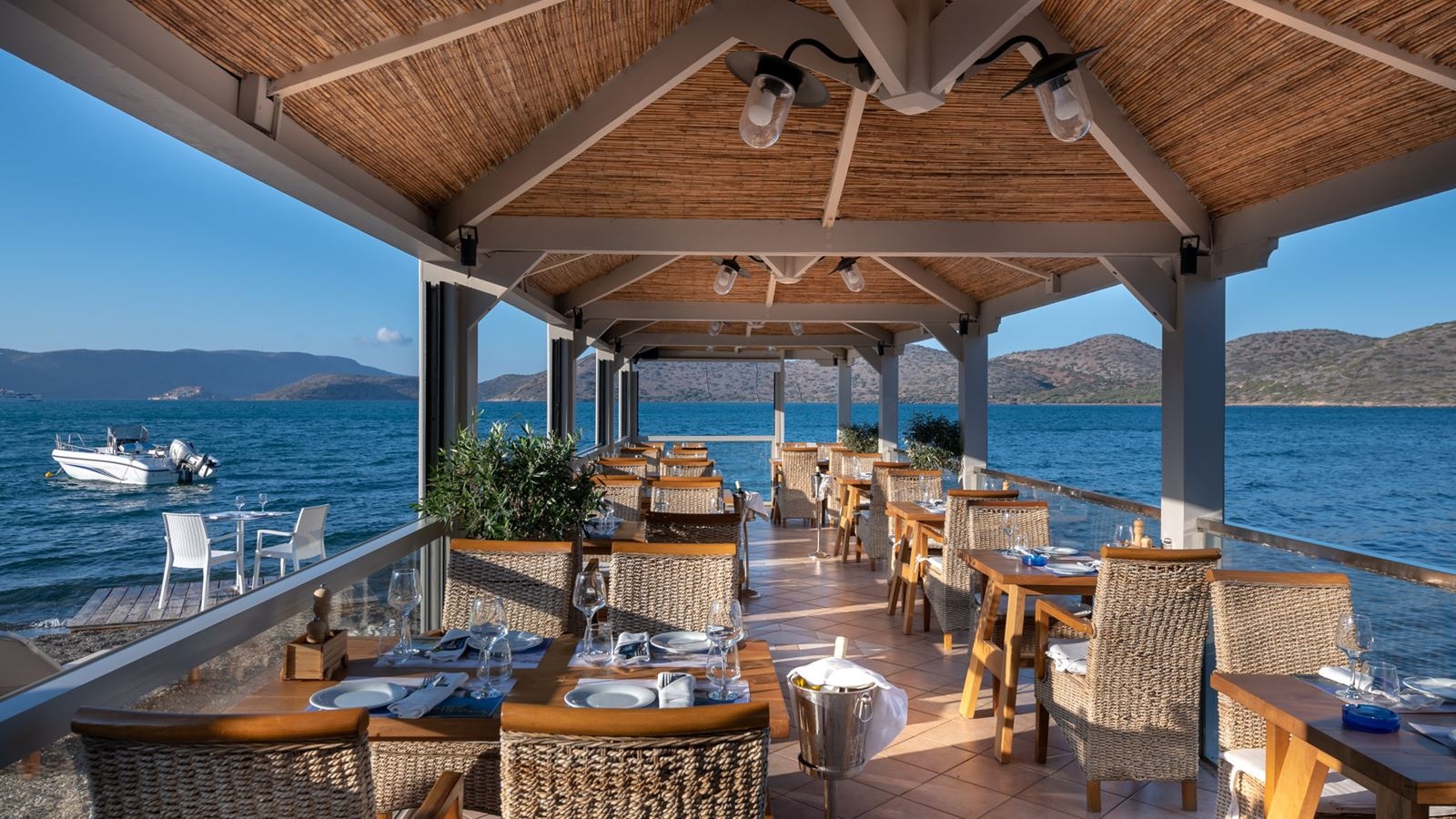 restaurants-blue-sea-ala-carte-restaurant
