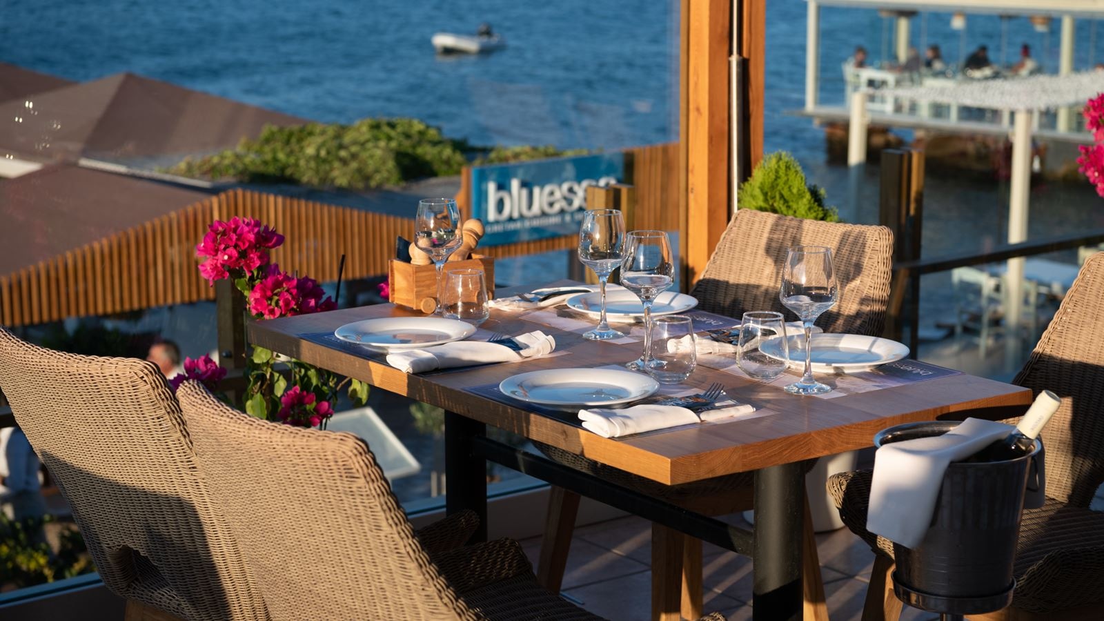 restaurants-blue-sea-ala-carte-restaurant
