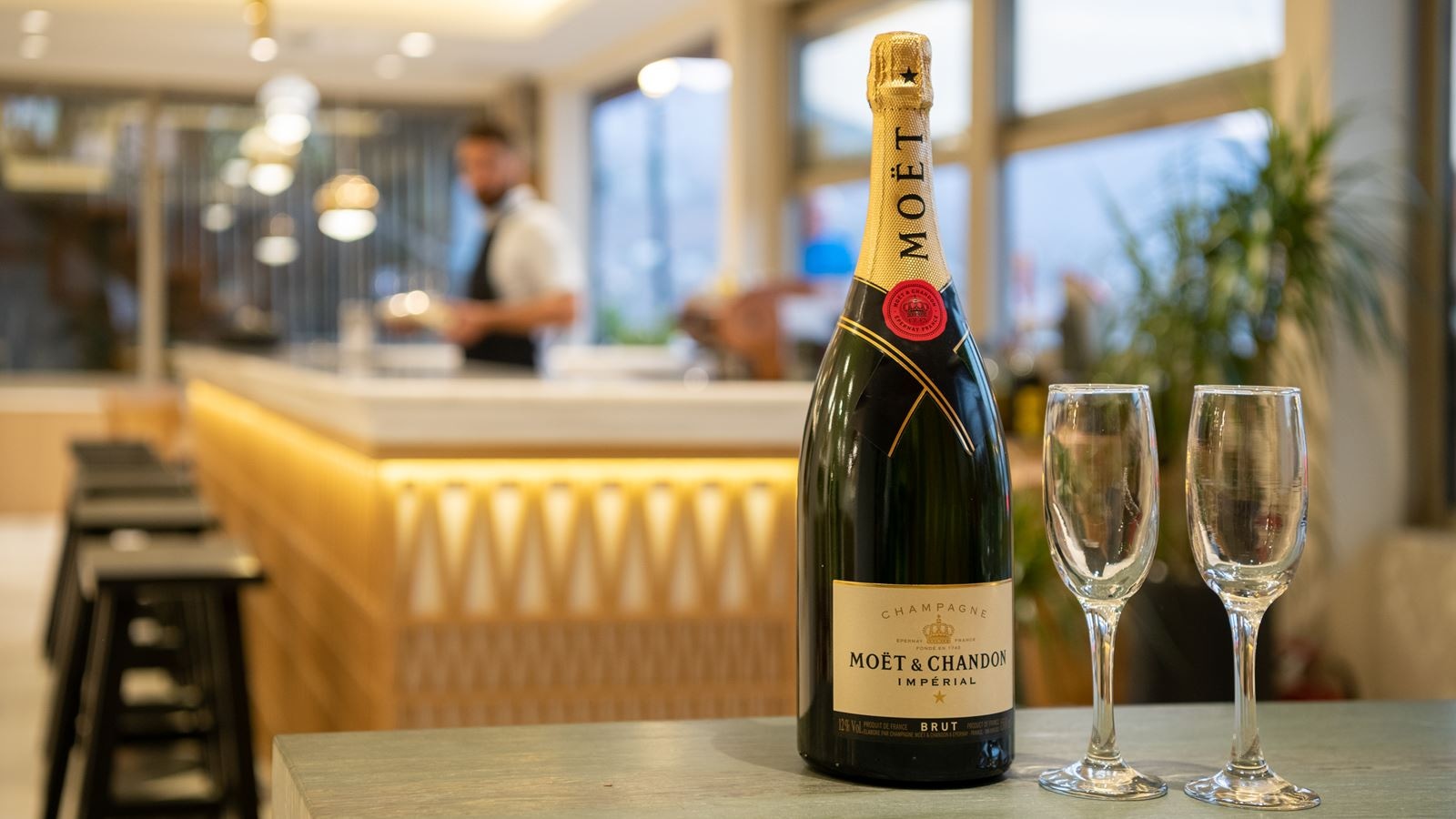 bars-main-sea-breeze--bar