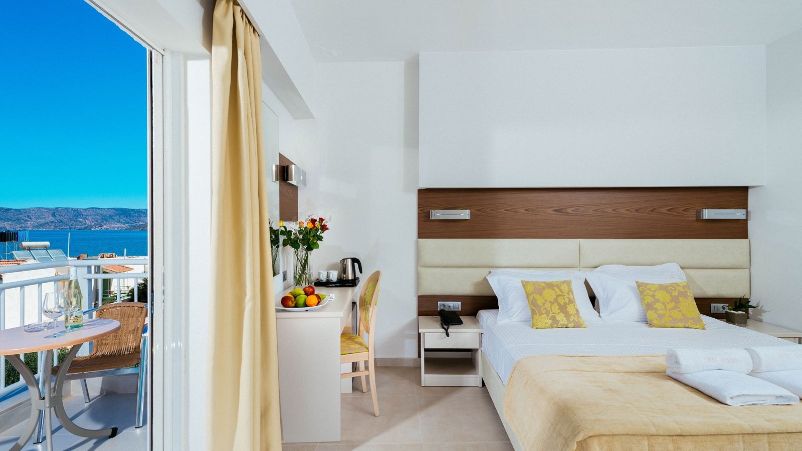 rooms-double-superior-room