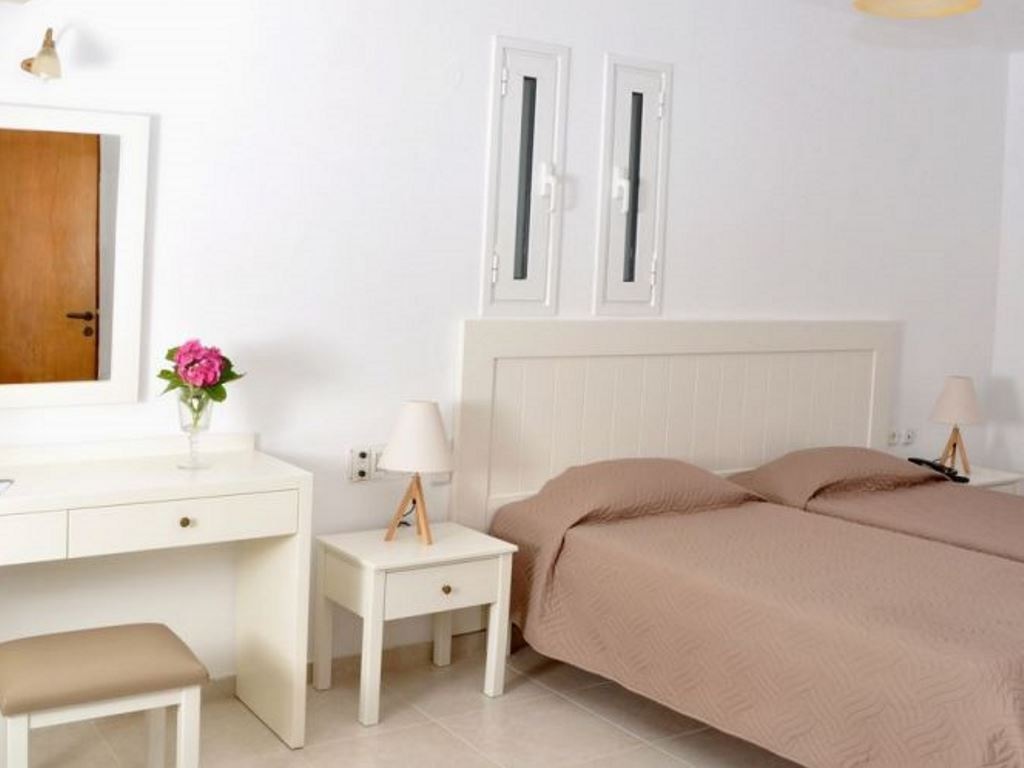 rooms-double-room-standard-balcony-or-terrace