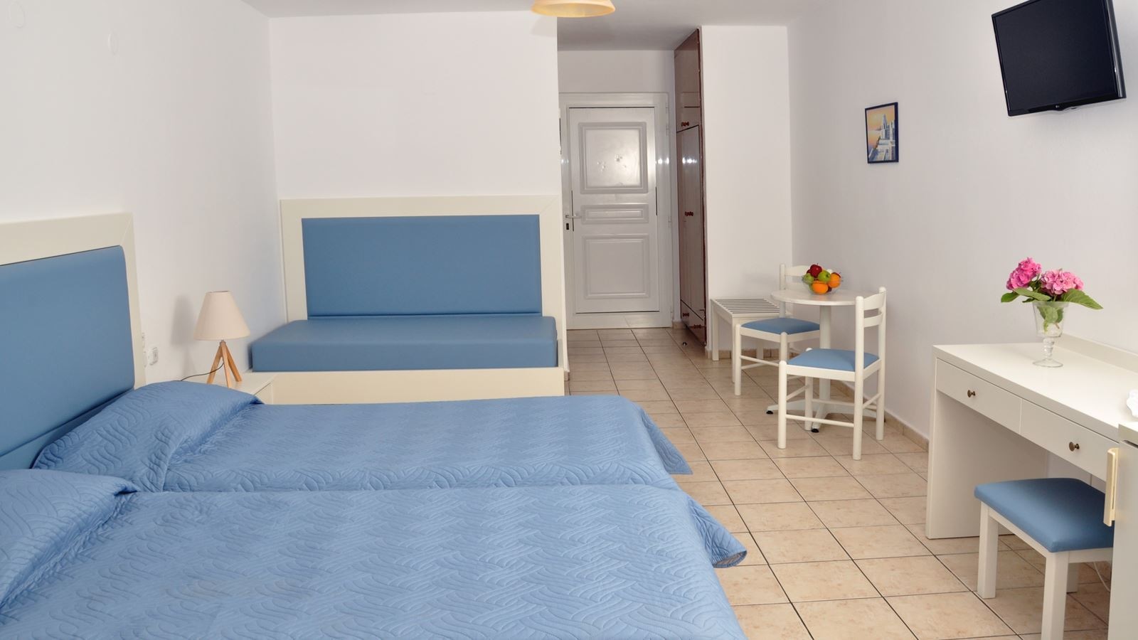 rooms-double-room-balcony-or-terrace